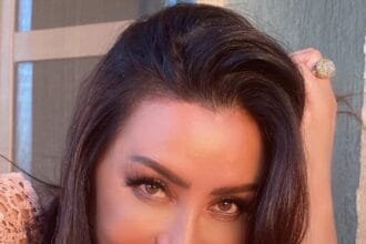 Latifa releases "The Heart's Complaint" with lyrics by Hussein El Sayed