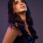 آمال ماهر تستعد لإحياء حفلها في باريس