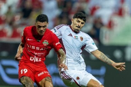 التعادل يحسم قمة شباب الأهلي والوحدة في الدوري الإماراتي للمحترفين
