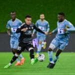 بانزا يقود الجزيرة لفوز مثير على الظفرة في الدوري الإماراتي للمحترفين