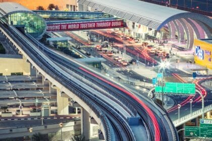 إصابة 4 أشخاص في حادث بمطار دبي الدولي