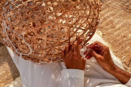 دعماً للصناعات الإبداعية وتعزيزاً للهوية الوطنية.. وزارة الثقافة تطلق "جائزة الحرف الإماراتية – اصنع في الإمارات"