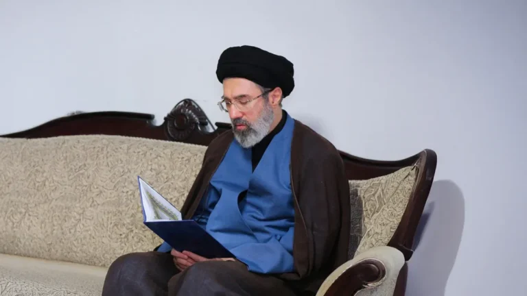عاجل | انتخاب مجتبى خامنئي مرشدًا جديدًا لإيران