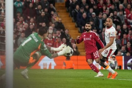محمد صلاح يقود ليفربول لاكتساح جالاتا سراي والتأهل لربع نهائي دوري الأبطال