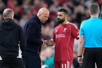 سلوت: إصابة محمد صلاح تبعده عن مواجهة برايتون ومعسكر منتخب مصر
