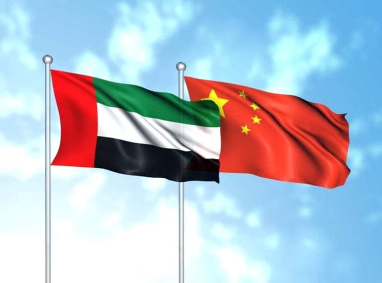 أبوظبي وبكين تتعهدان بتعزيز الشراكة الاستراتيجية.. رسالة خطية من رئيس الإمارات إلى الرئيس الصيني