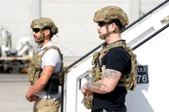 إخلاء جزئي للدبلوماسيين الأمريكيين من 3 دول عربية