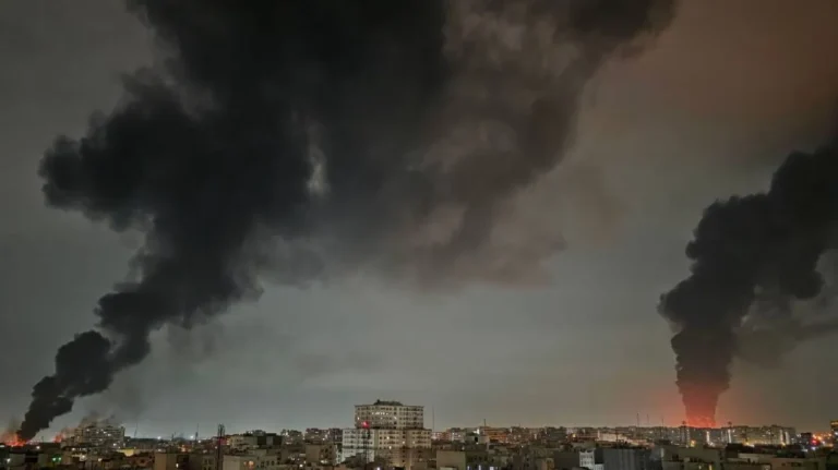 Fires in the heart of the capital... Israel moves the confrontation to the center of Tehran and crosses the most dangerous red lines