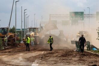 إصابة ثلاث طائرات خاصة بمطار بن جوريون.. التوترات الأمنية تضغط على حركة الطيران