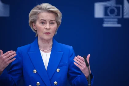 From Canberra, von der Leyen calls for a negotiated solution to end Middle East conflicts