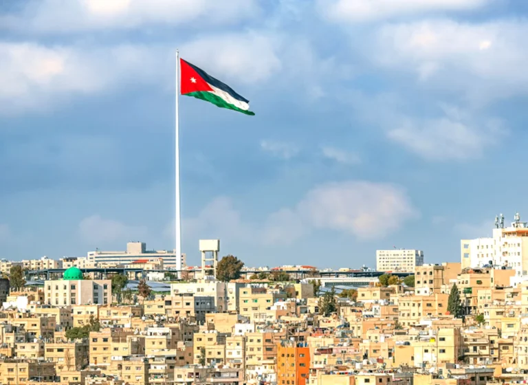 الأردن يحذر من شبكات تغرير خارجية.. ويتابع مقتل مواطنين جندوا في الجيش الروسي