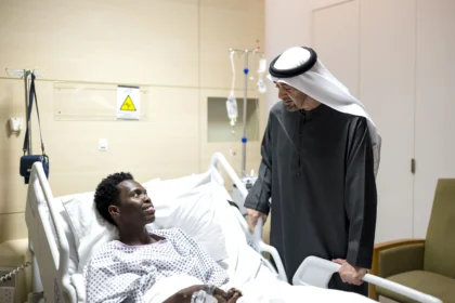 الإمارات..رئيس الدولة يزور مصابي الاعتداءات الإيرانية