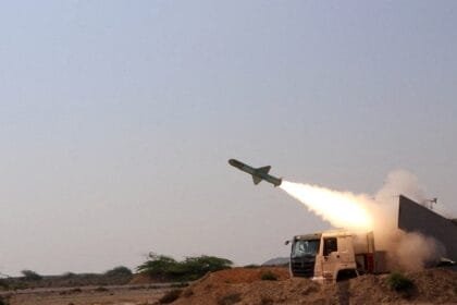 Bahrain announces interception of an Iranian ballistic missile by its air defense systems.