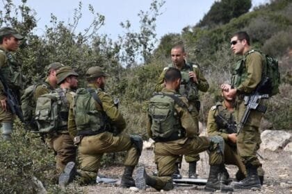 صفارات إنذار قرب الحدود اللبنانية خشية تسلل مسيّرة