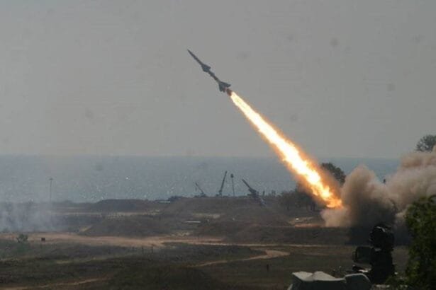 الجليل تحت الصواريخ.. وتصعيد إقليمي مع رفع إيران شعار "العين بالعين"