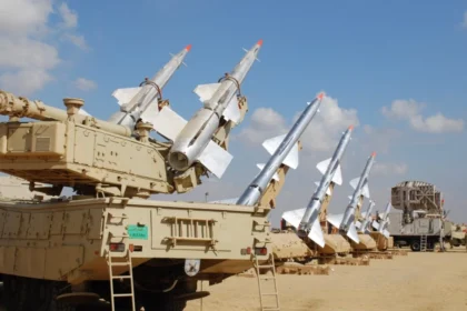 Kuwait: National Guard shoots down 6 drones at vital sites