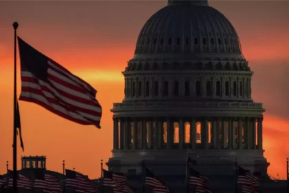 واشنطن تحذر مواطنيها عالميًا: احذروا السفر إلى المناطق عالية الخطورة