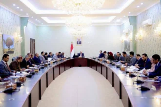 اليمن يرفض تحويل أراضيه إلى منصة للابتزاز الإيراني وتهديد السلم الدولي