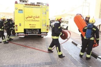 حريق في رأس لفان بعد استهداف إيراني والدفاع المدني القطري يتدخل