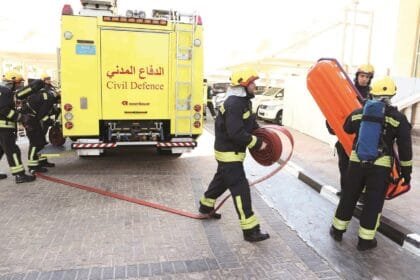 حريق في رأس لفان بعد استهداف إيراني والدفاع المدني القطري يتدخل