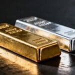 الذهب والفضة يسقطان.. الحرب في الشرق الأوسط تضرب أسواق المعادن الثمينة