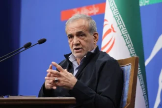 Pezeshkian apologizes to neighboring countries ..and orders a halt to attacks and rejects Iran's surrender