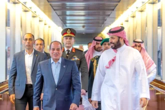 الرئيس السيسي يؤكد دعم مصر للسعودية في مواجهة أي تهديد لسيادتها