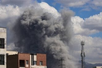 "ليلة الرعب في الحي الدبلوماسي".. من يقف خلف الهجوم على السفارة الأمريكية في الرياض؟