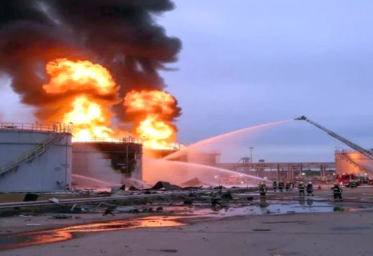 السيطرة على حريق في حقل شاه للغاز بعد استهداف بطائرة مسيرة