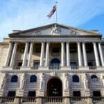 الفيدرالي الأمريكي يثبت أسعار الفائدة وسط تداعيات الحرب على إيران