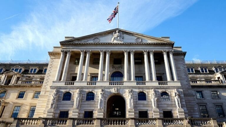 الفيدرالي الأمريكي يثبت أسعار الفائدة وسط تداعيات الحرب على إيران