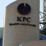 الكويت تخفض إنتاج النفط وعمليات التكرير بشكل احترازي