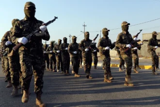 مقتل قائد فصيل مسلح موالي لإيران في غارة جوية جنوب بغداد