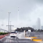 طقس الإمارات.. موجة أخيرة من الأمطار قبل الجمعة