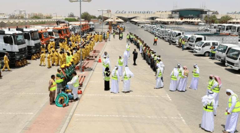 Abu Dhabi.. "Municipalities and Transport" confirms its readiness to deal with the expected weather conditions