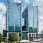 من بينها بنك سنغافورة و"دويتشه بنك".. بنوك وشركات عالمية تُعزّز حضورها في "DIFC Square"