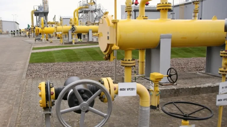 Securing Qatari gas supplies to global markets: Key topics of discussion at Washington meeting between Al Thani and Vance