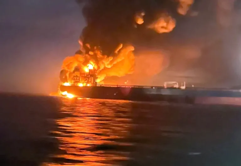 Tensions in the Black Sea: Greek oil tanker targeted off Russia; diplomatic move expected
