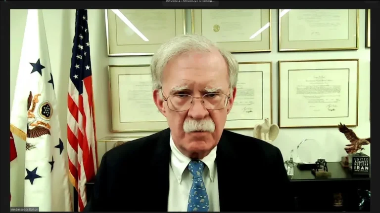 Bolton criticizes Trump's military strategy toward Iran: "Sporadic" strikes lacking planning