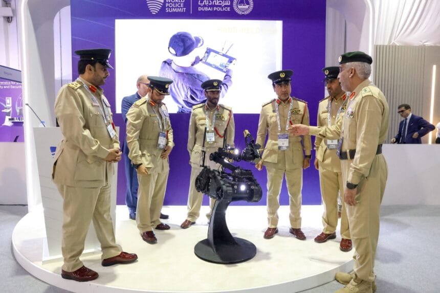 بلدية دبي تطلق منظومة إنقاذ ذكية لتعزيز سلامة الشواطئ