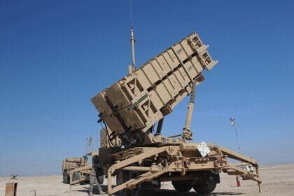 UAE defenses intercept heavy attack: 7 ballistic missiles and 27 drones captured