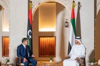 رئيس الإمارات يتلقى اتصالاً هاتفياً من رئيس حكومة ليبيا ويبحثان التصعيد الإيراني