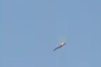 الكويت تعلن رصد صاروخ باليستي معاد Kuwait announces detection of a hostile ballistic missile outside the threat rangeنطاق التهديد