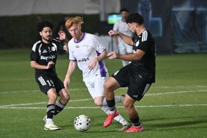 "مدارس الإمارات الوطنية" و"الخدمات المساندة" إلى ربع نهائي كأس منصور بن زايد لكرة القدم