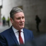 ستارمر يوضح: لا مشاركة للجيش البريطاني في أي غزو بري لإيران بقيادة ترامب