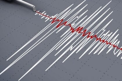 زلازل تضرب الجزر الإيولية الإيطالية وتثير القلق في صقلية