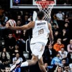 "دبي لكرة السلة" يحقق فوزاً كبيراً على كرفينا زفيزدا في الدوري الأدرياتيكي