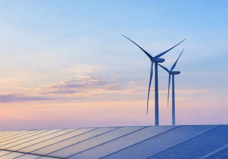 تشمل القطاع السكني.. "طاقة أبوظبي" تطبق المرحلة الثانية من سياسة التزويد الذاتي للطاقة الشمسية