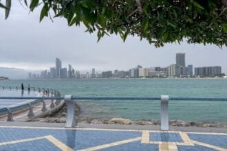 طقس الإمارات.. أمطار خفيفة متوقعة على مناطق متفرقة بالدولة