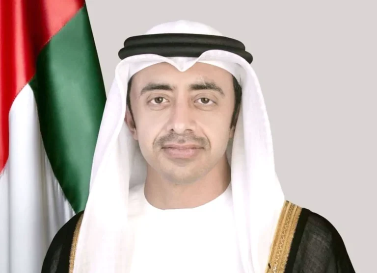 عبدالله بن زايد يبحث مع وزراء خارجية تداعيات الهجمات الإيرانية